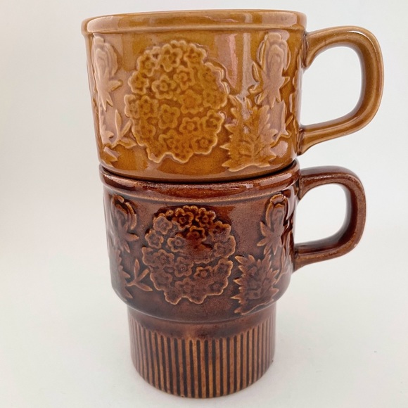 1970s Vintage Stackable Gold Brown Mugs Cups Floral Design Made in Japan - Picture 3 of 11